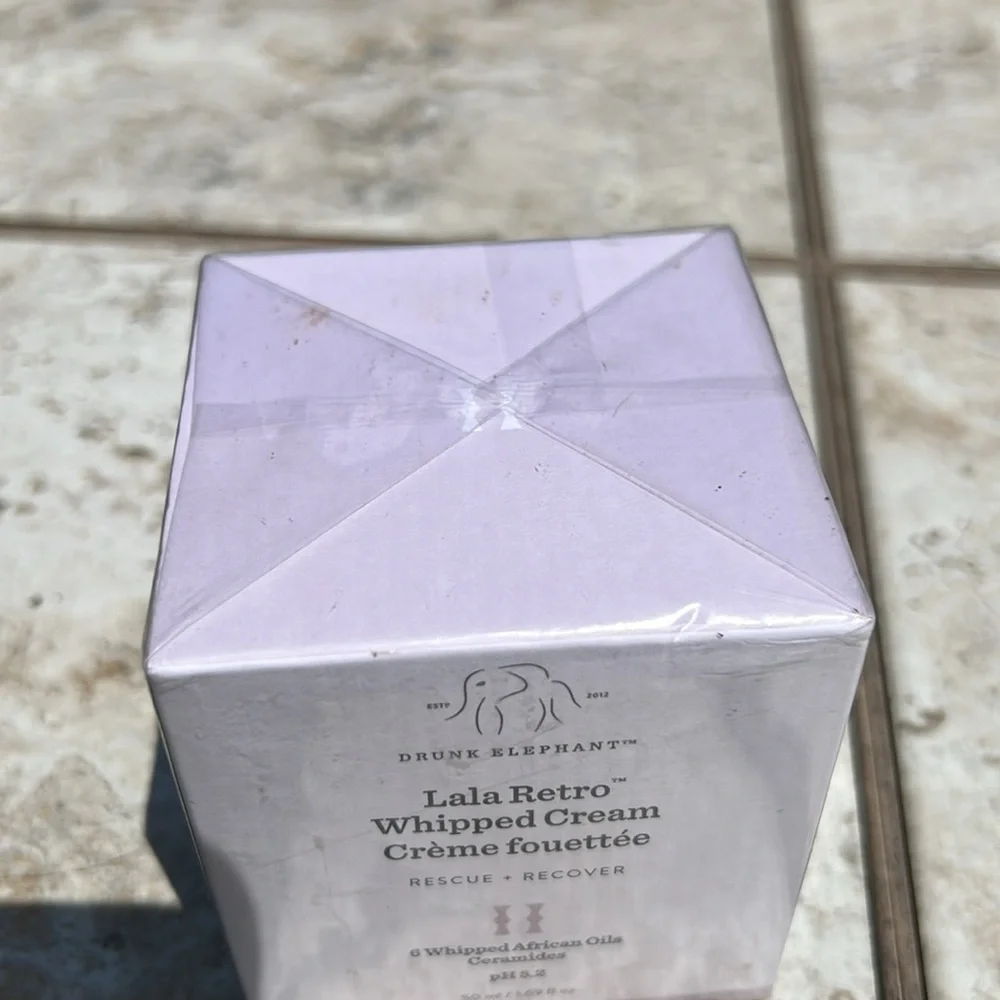 Drunk Elephant Lala Retro Whipped Cream Moisturizer - White - Picture 2 of 5